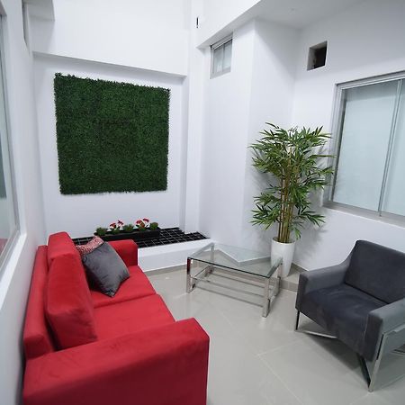Escala Urban Hotel 齐克拉约 外观 照片